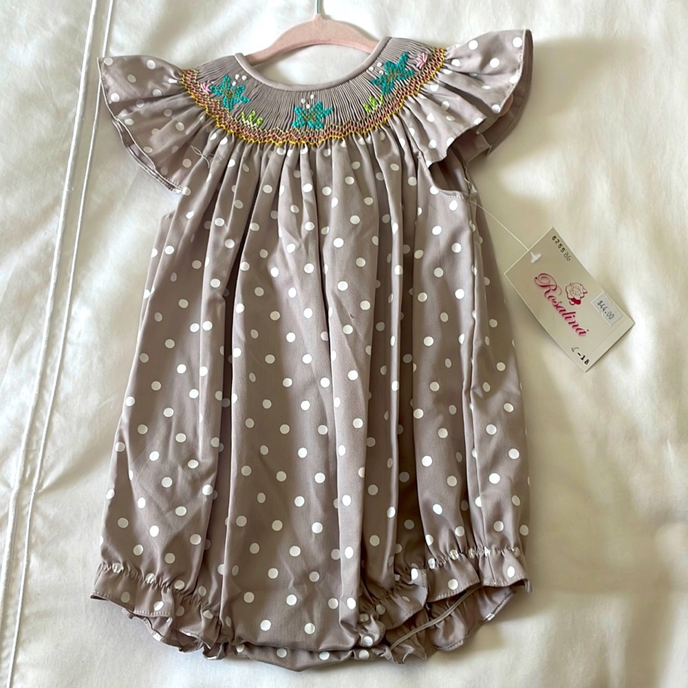 Rosalina Romper embroidered and smocking around the neck & polka dots- 3 snaps